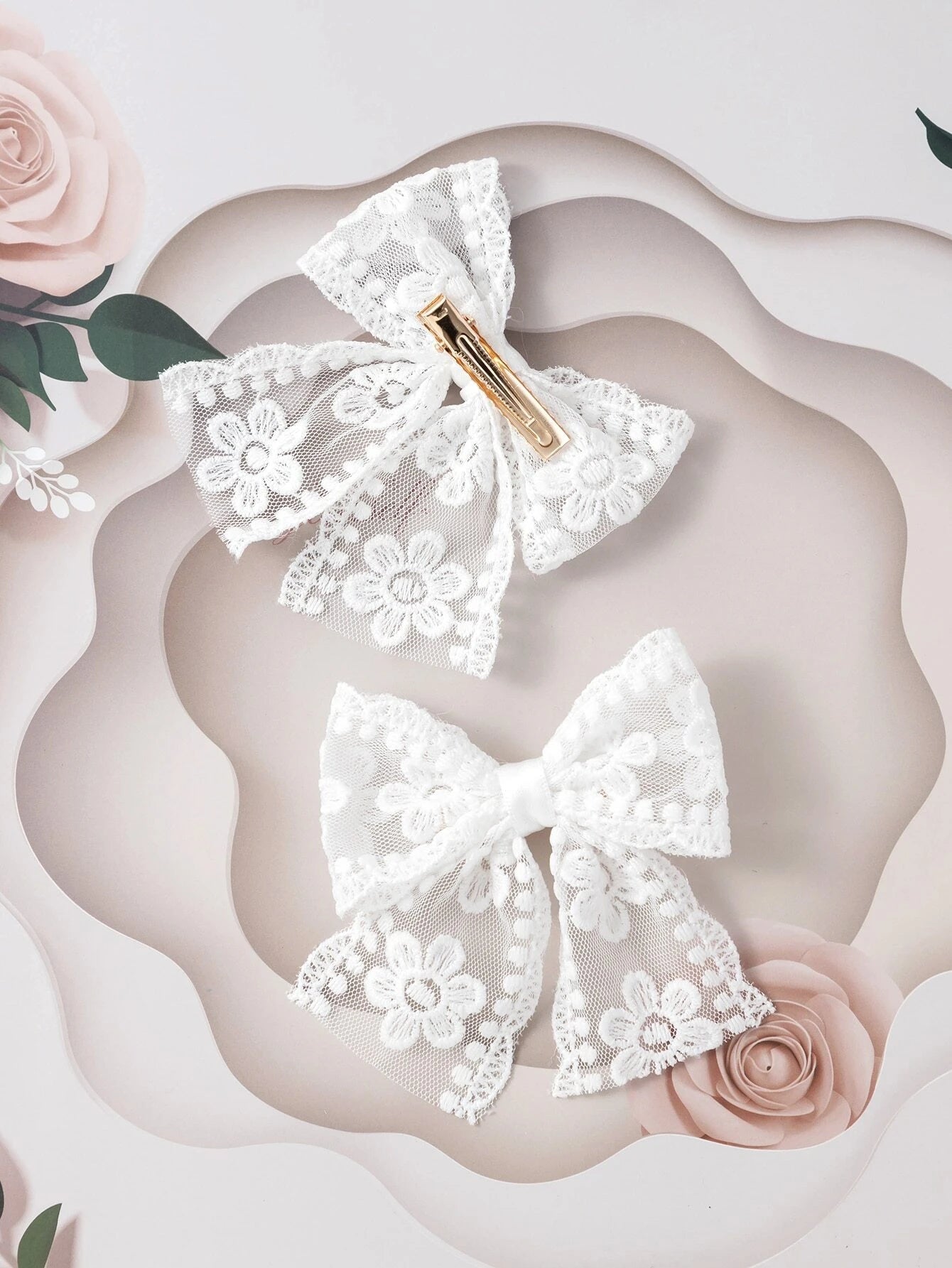 2pcs White Flower Lace Hair Clip