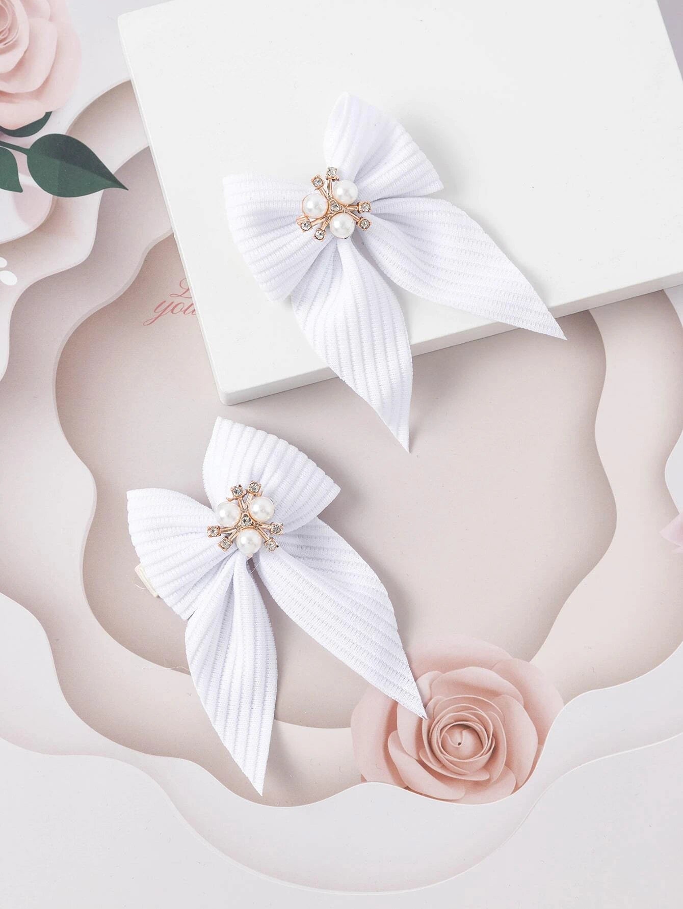 2pcs Toddler Girls Rhinestone & Faux Pearl Detail Bow Decor Casual Hair Clipk