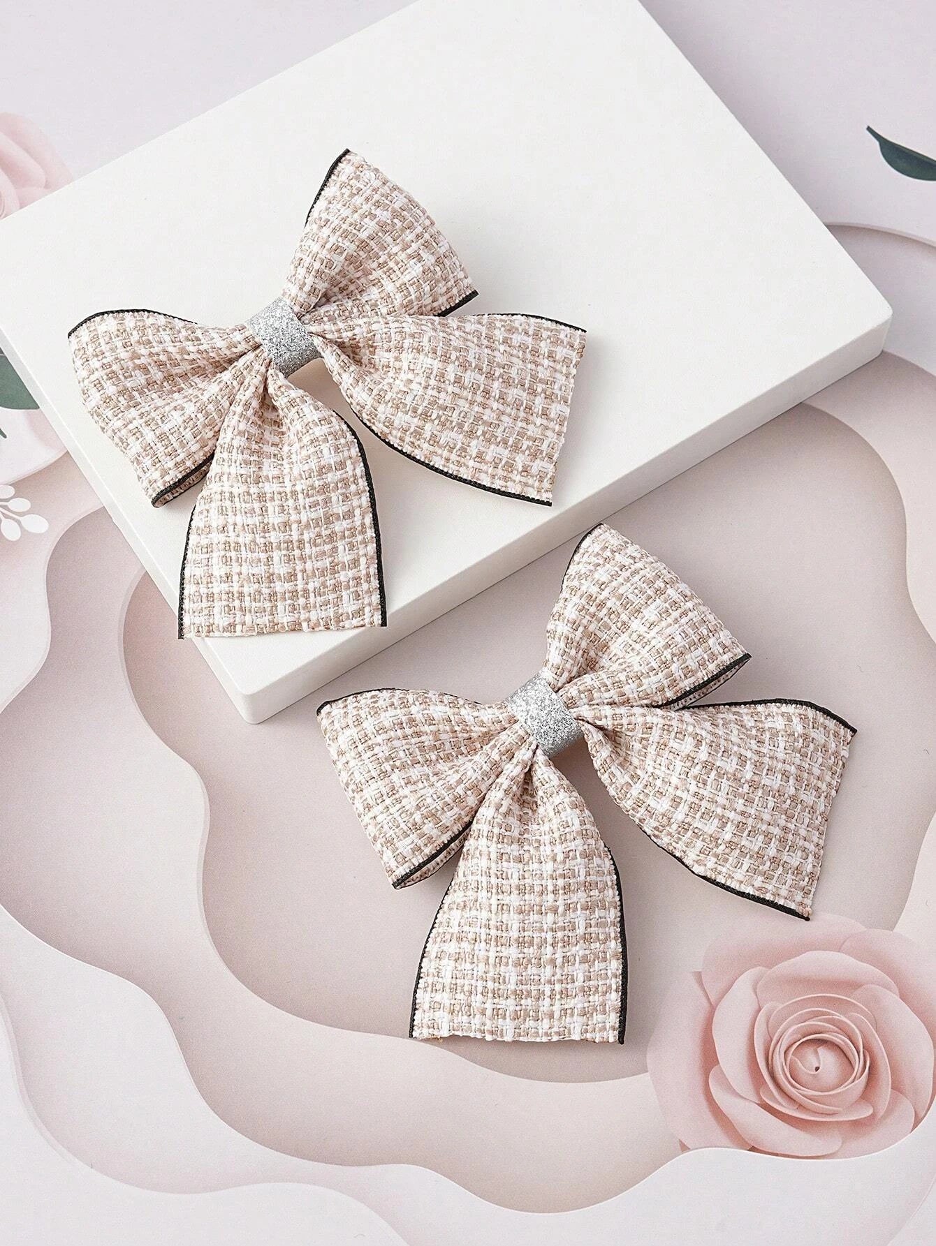 2pcs Beige Color Plaid Pattern clip