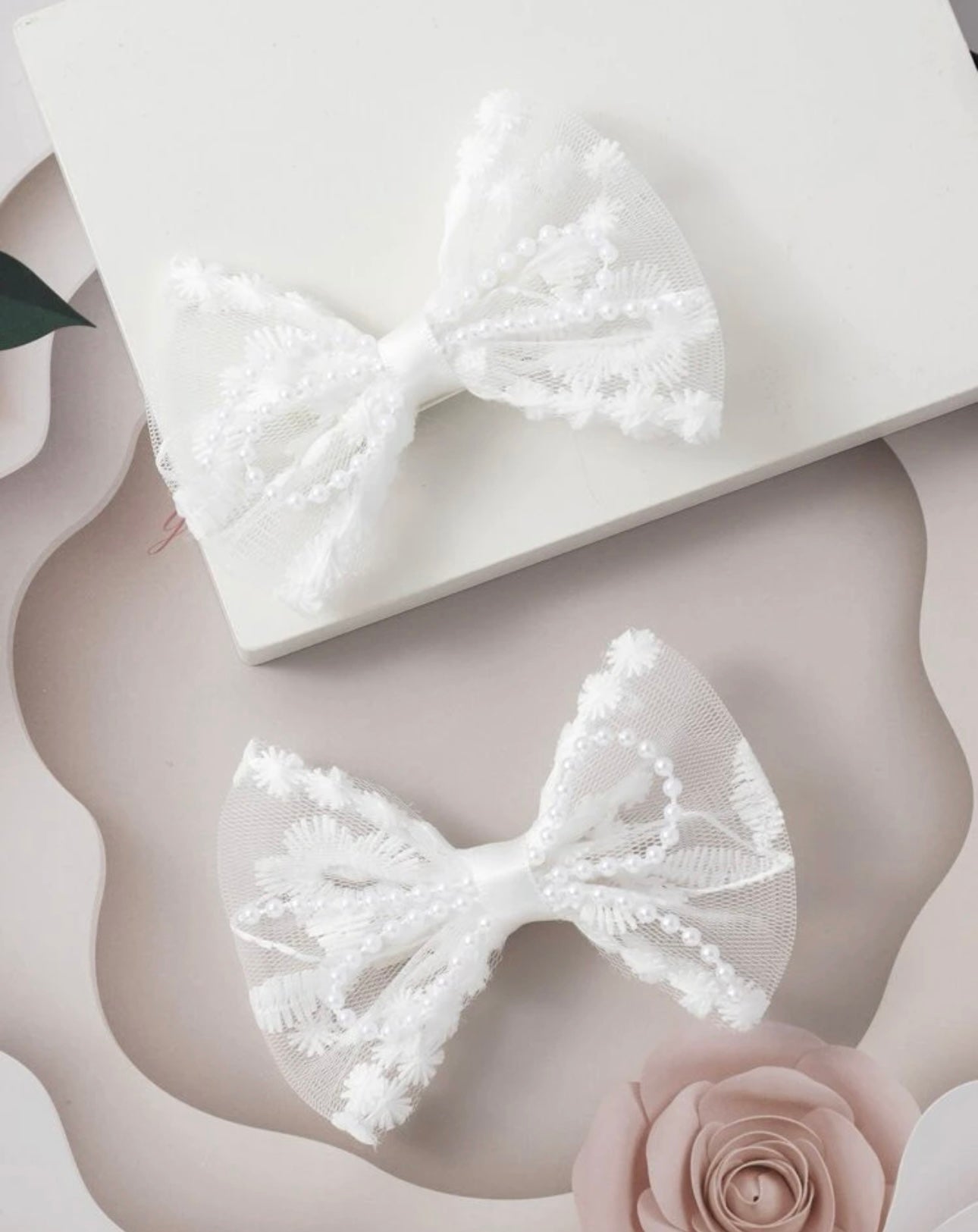 2pcs Fancy Met White Girls Bow Decor Hair Clip