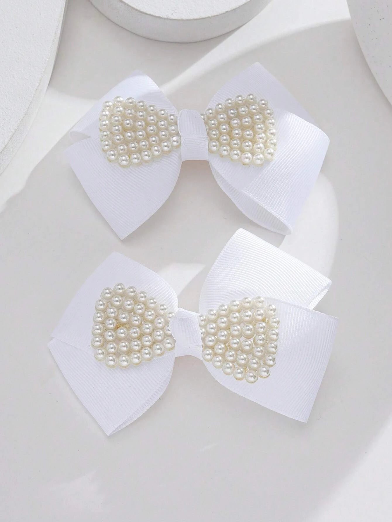 2pcs Toddler Girls Bow & Faux Pearl Decor Fashionable Hair Clip For Daily Decoration