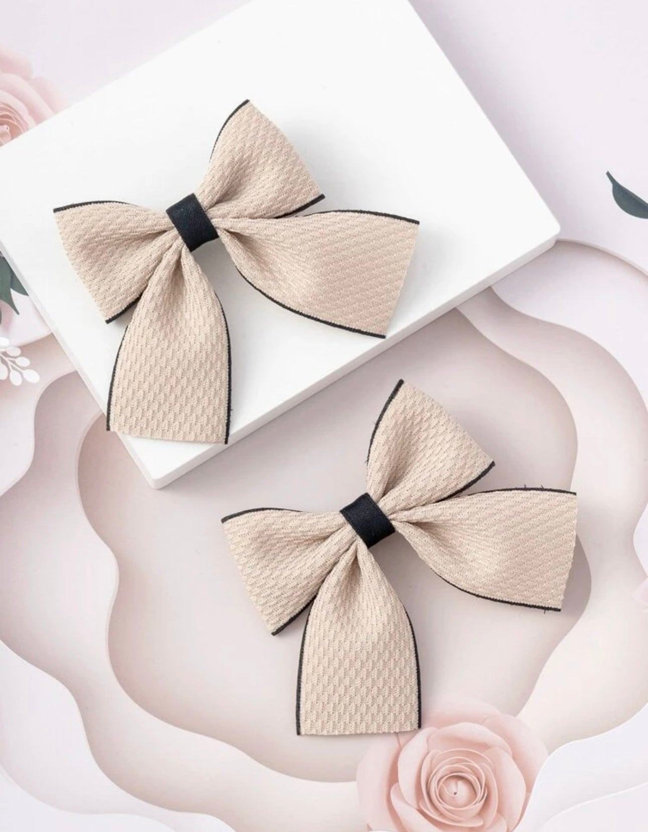 2pcs Toddler Girls Bow Decor Hair Clip Beige